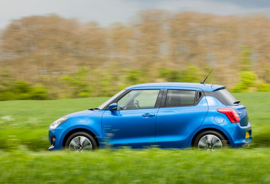  Suzuki Swift SZ5 2017 года  (UK) (фото 16 из 46)